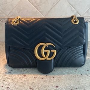 Gucci GG Marmont medium shoulder bag (black leather)